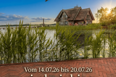 ☀️ Wir sind dann mal kurz weg! (Betriebsurlaub) Liebe Kundinnen und Kunden,  vom 13. bis zum 20. Juli 2026 gönnen wir uns eine kurze Verschnaufpause, um die Akkus wieder aufzuladen. In dieser Zeit bleibt unser Betrieb geschlossen. Ab dem 21. Juli sind wir wieder mit voller Energie für Sie da!  🤫 Kleines Geheimnis unter uns… Eigentlich würden wir ja viel lieber durcharbeiten, aber unser aktuelles Team braucht einfach mal ein Päuschen. Der ehrliche Grund für diesen Zwangsurlaub? Uns fehlen die helfenden Hände!  Mit etwas mehr Verstärkung hätten wir uns gemütlich abwechseln können und niemand müsste vor verschlossenen Türen stehen.  💼 Retter:in in der Not gesucht! Damit wir nächstes Jahr im Sommer nicht wieder alle gleichzeitig die Koffer packen müssen, suchen wir genau DICH!  Wenn du Lust hast, unser großartiges Team zu verstärken und dafür zu sorgen, dass wir nächstes Mal einfach durchziehen können, dann melde dich bei uns.  Deine Mission: Uns tatkräftig unterstützen und den nächsten „Zwangsurlaub“ verhindern.  Dein Bonus: Ein tolles Team, super Arbeitsatmosphäre und die Garantie, dass auch du deinen Urlaub bekommst (nur eben gut aufgeteilt!).  Interesse? Schreib uns einfach eine kurze Nachricht oder ruf nach unserem Urlaub ab dem 21. Juli an. Wir freuen uns auf dich!  Alles Liebe, Das Team von [Dein Firmenname]